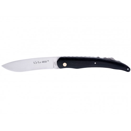The 4810 folding knife in ebony