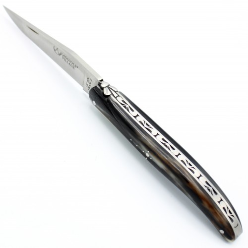 Couteau Laguiole 11 cm plein manche en pointe de corne marbrée foncée